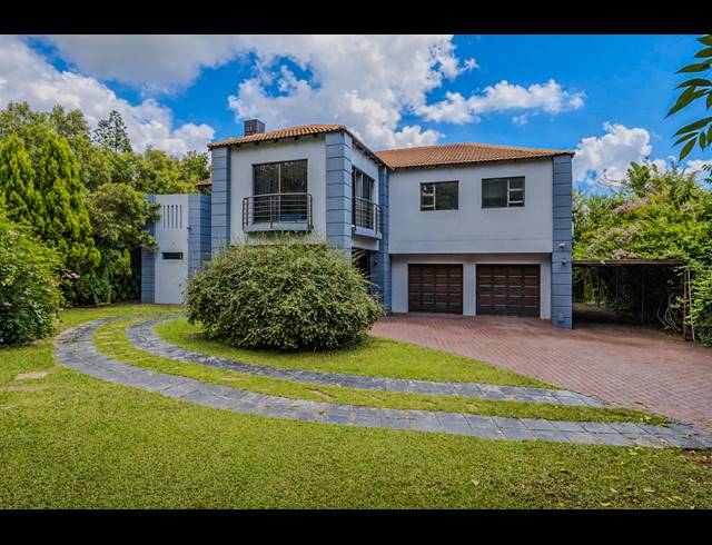 6 BEDROOM FREEHOLD FOR SALE IN BRYANSTON